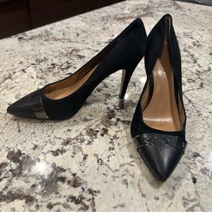 Banana Republic Black Suede Pointed-Toe Pumps 10